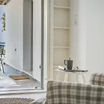 Olvio Living By The Sea Villa *