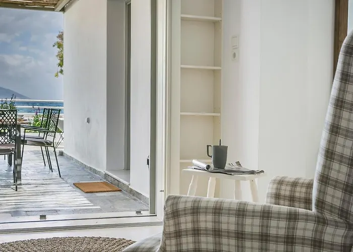 Olvio Living By The Sea Villa *